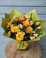 Букет цветов из:  Альстромерии и Розы в Дмитровске