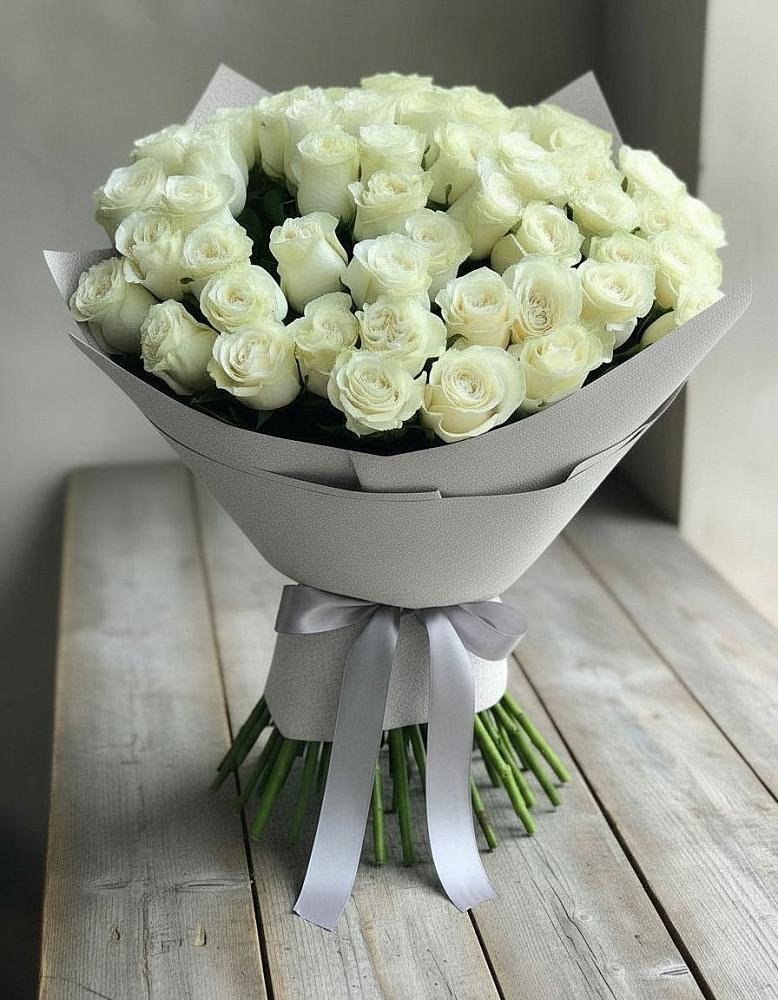 Букет 35 Белых роз в Дмитровске