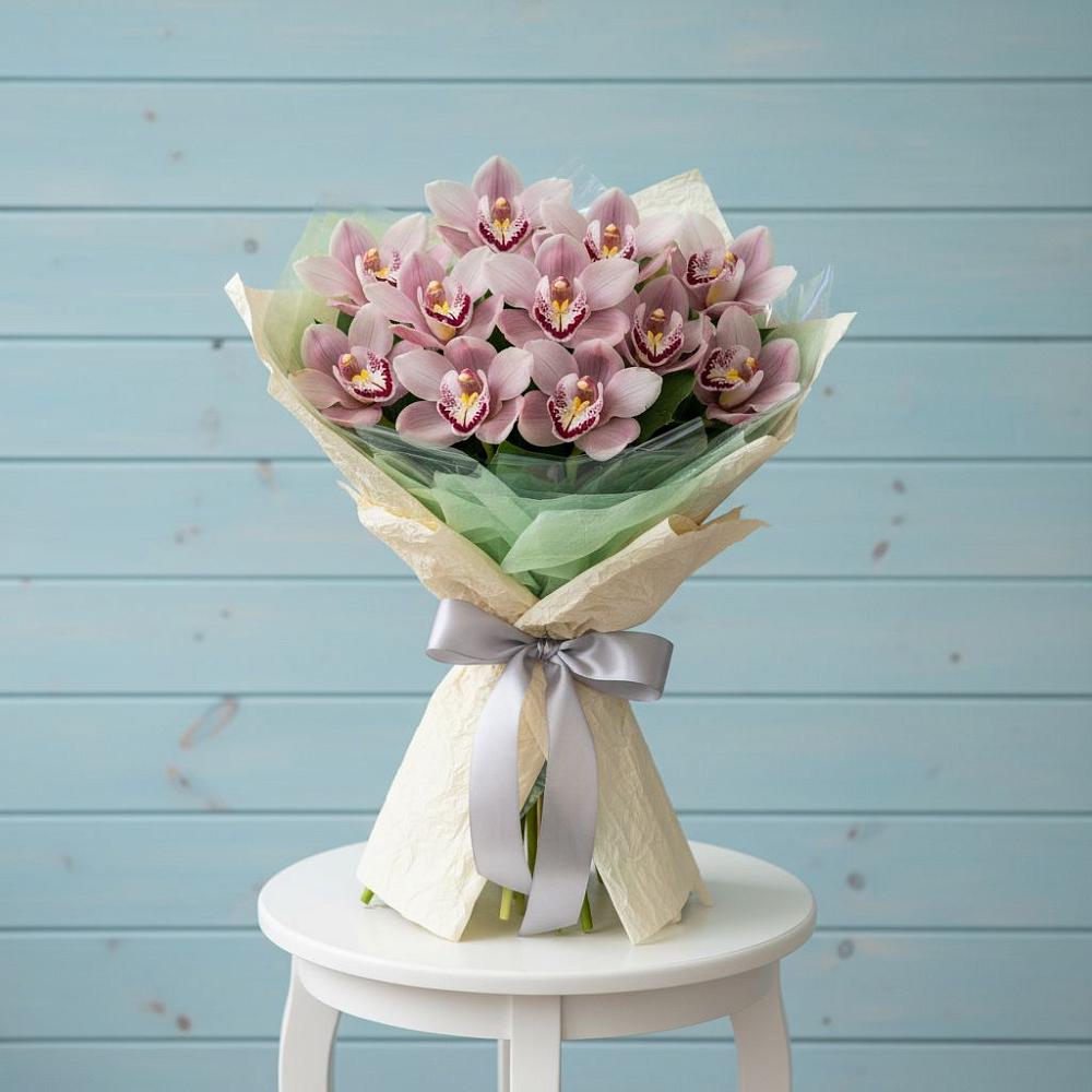 Букет цветов из: Орхидеи и Розы в Дмитровске