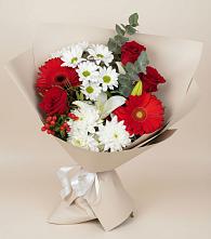 Букет цветов из:  Розы, Хризантемы, Герберы и Лилии в Дмитровске