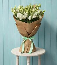 Букет цветов из:  Лизиантусы в Дмитровске