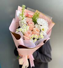 Букет цветов из:  Хризантемы и Розы в Дмитровске