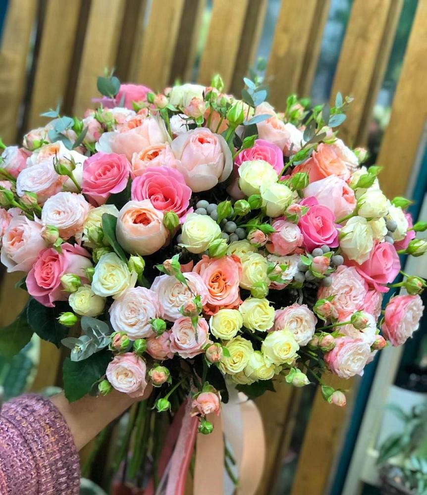 Букет цветов из: Розы в Дмитровске