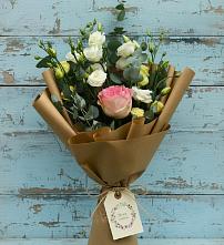 Букет цветов из:  Розы и Лизиантусы в Дмитровске
