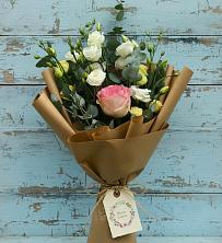 Букет цветов из:  Розы и Лизиантусы в Дмитровске