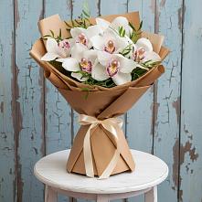 Букет цветов из:  Орхидеи и Розы в Дмитровске